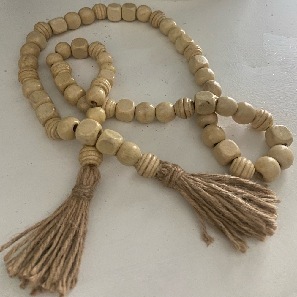 Wooden Beaded Garland 📿